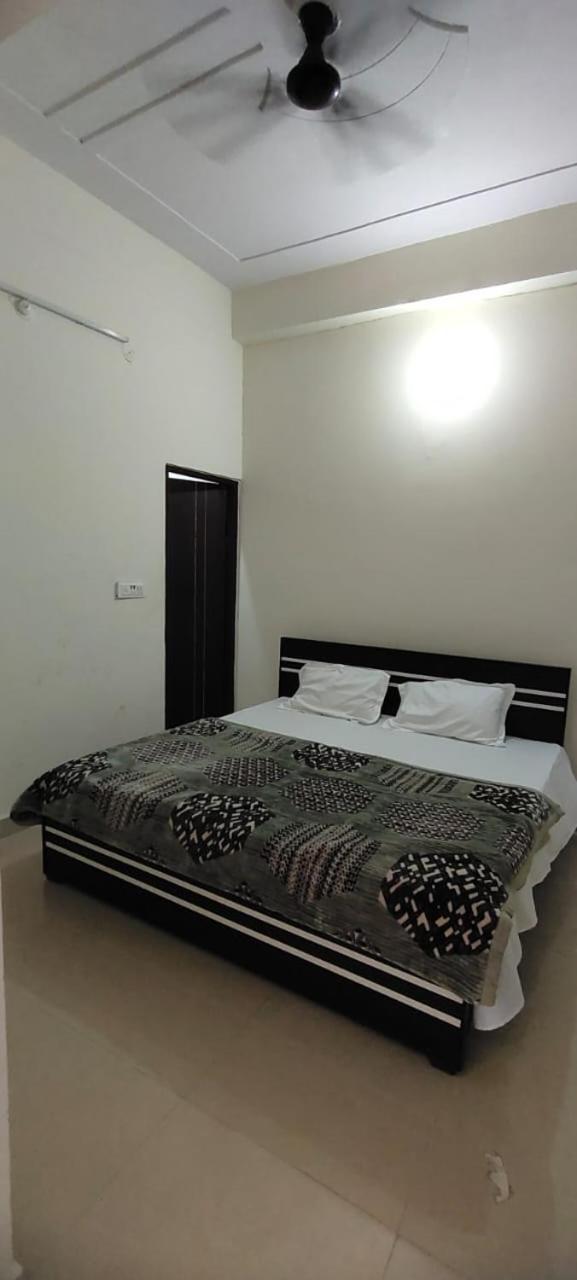 Shri Jee Dham Near Prem Mandir Hotel Vrindavan Luaran gambar