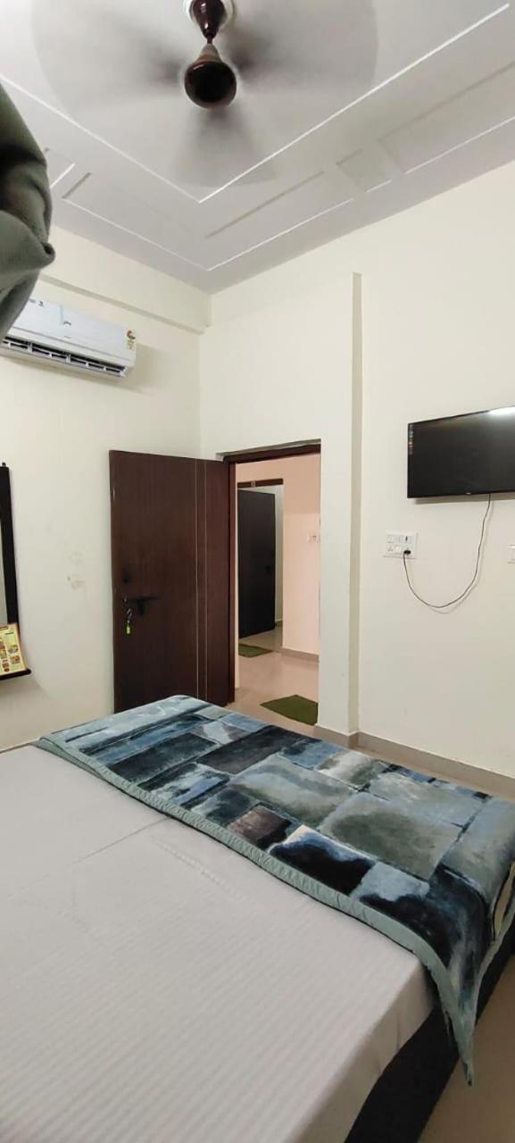 Shri Jee Dham Near Prem Mandir Hotel Vrindavan Luaran gambar